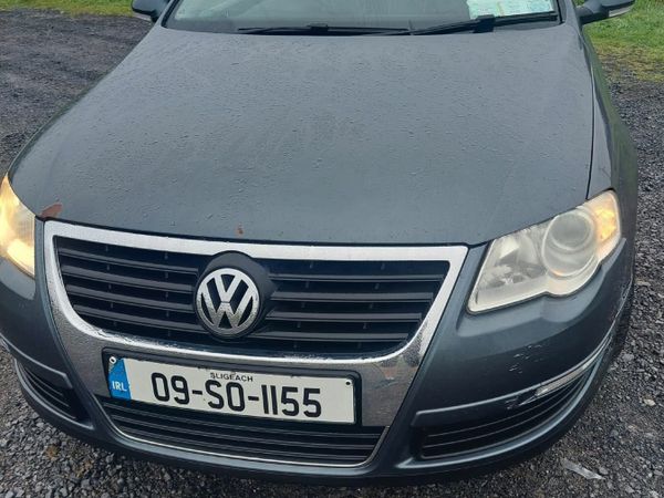 Volkswagen Passat Saloon, Diesel, 2009, Grey