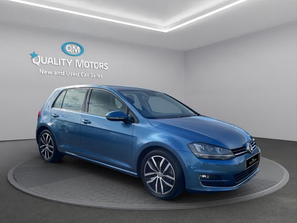 Volkswagen Golf Hatchback, Petrol, 2014, Blue