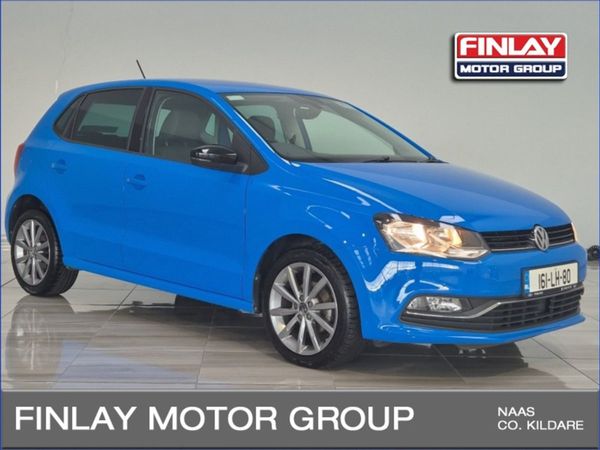 Volkswagen Polo Hatchback, Petrol, 2016, Blue