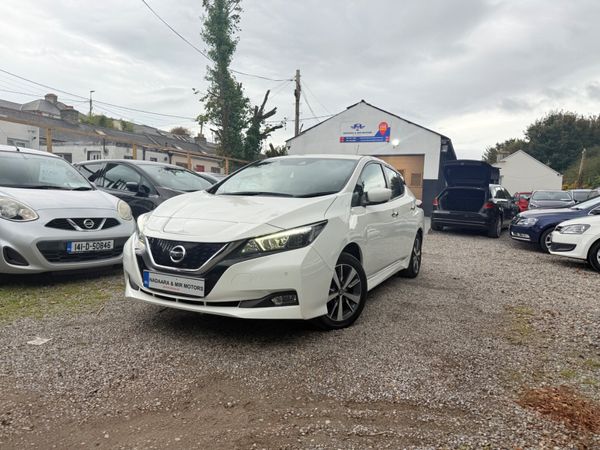 Nissan Leaf Saloon, Electric, 2019, White