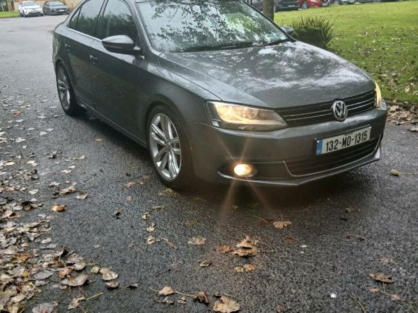 Volkswagen Jetta Saloon, Diesel, 2013, Grey
