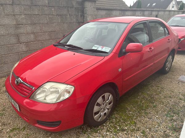 Toyota Corolla Saloon, Petrol, 2005, Red