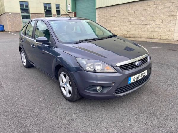 Ford Focus Hatchback, Diesel, 2010, Grey