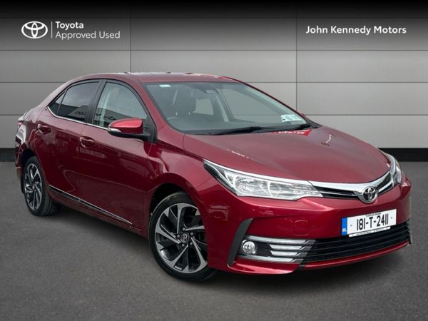 Toyota Corolla Saloon, Diesel, 2018, Red
