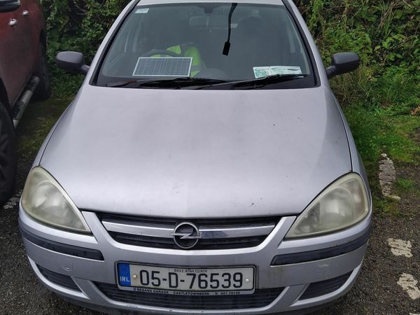 Opel Corsa Hatchback, Petrol, 2005, Silver