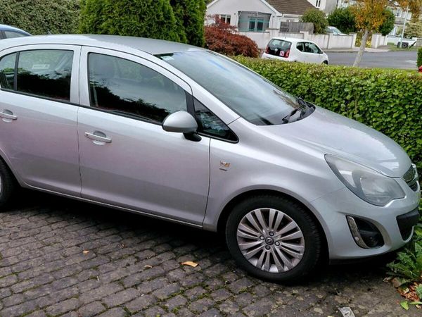 Opel Corsa Hatchback, Petrol, 2014, Silver