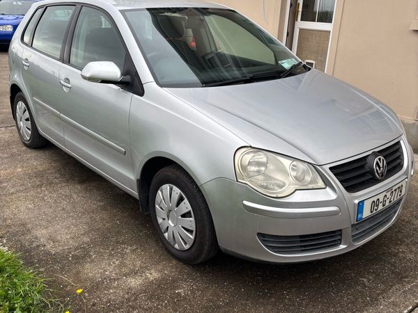 Volkswagen Polo Hatchback, Diesel, 2009, Silver