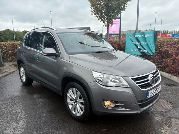 Volkswagen Tiguan SUV, Diesel, 2011, Grey