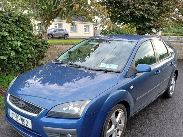 Ford Focus Hatchback, Petrol, 2007, Blue