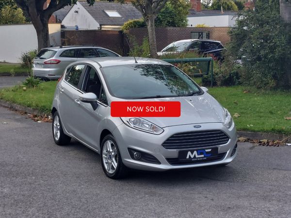 Ford Fiesta Hatchback, Petrol, 2015, Silver