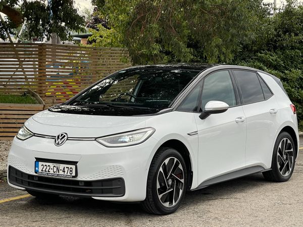 Volkswagen ID.3 Hatchback, Electric, 2022, White