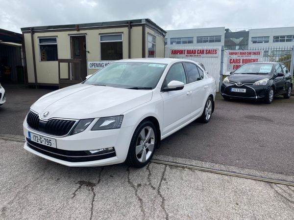 Skoda Octavia Saloon, Petrol, 2017, White