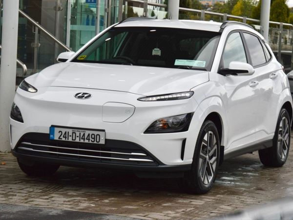Hyundai KONA MPV, Electric, 2024, White