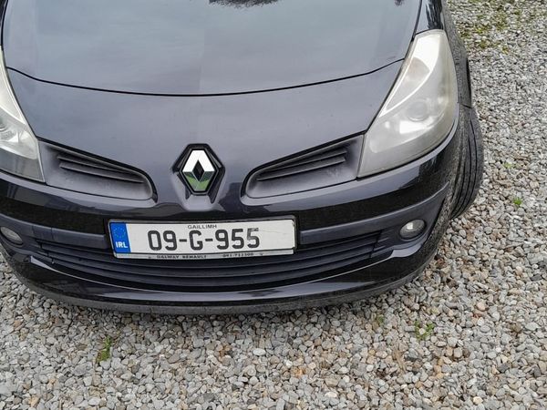 Renault Clio Hatchback, Petrol, 2009, Black