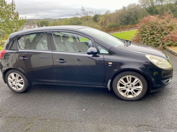 Opel Corsa Hatchback, Petrol, 2011, Black