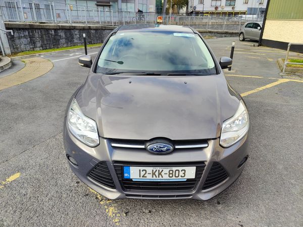 Ford Focus Saloon, Diesel, 2012, Brown
