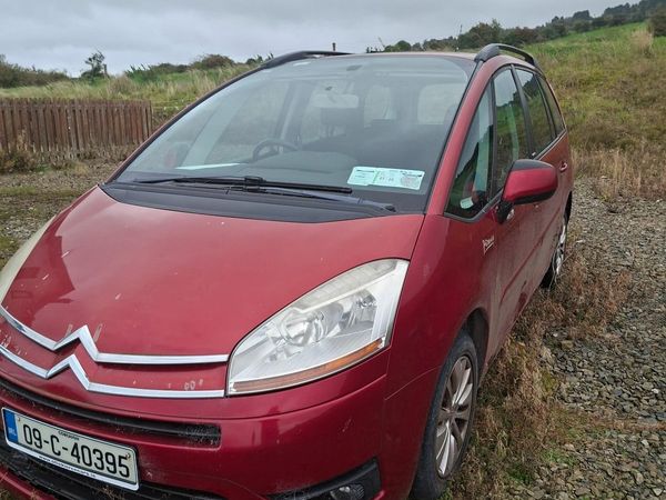 Citroen C4 Hatchback, Diesel, 2009, Red