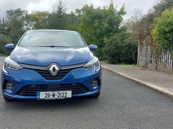 Renault Clio Hatchback, Petrol, 2021, Blue