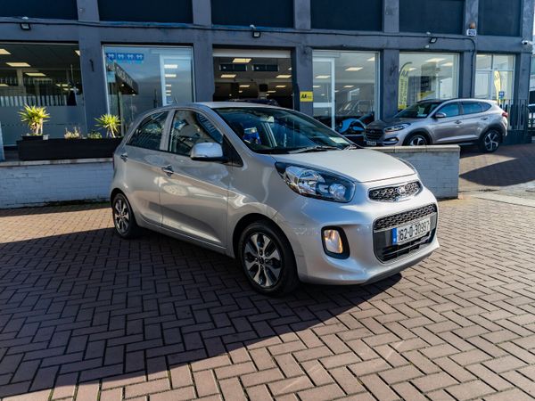 Kia Picanto Hatchback, Petrol, 2016, Silver