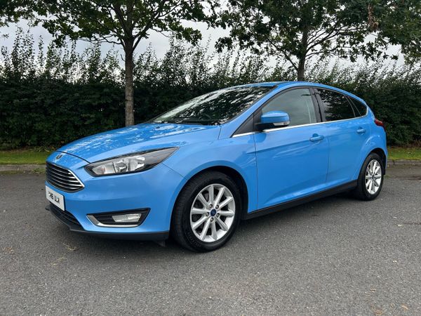 Ford Focus Hatchback, Diesel, 2016, Blue
