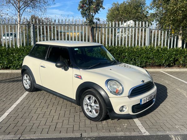 Mini Cooper Hatchback, Diesel, 2011, White