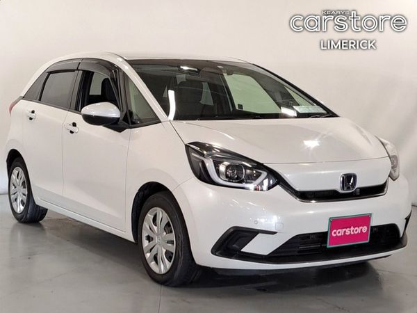 Honda Fit Hatchback, Petrol Hybrid, 2020, White