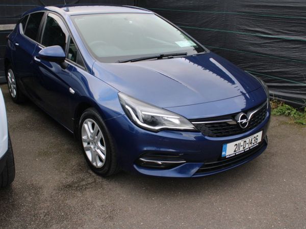 Opel Astra Hatchback, Diesel, 2021, Blue