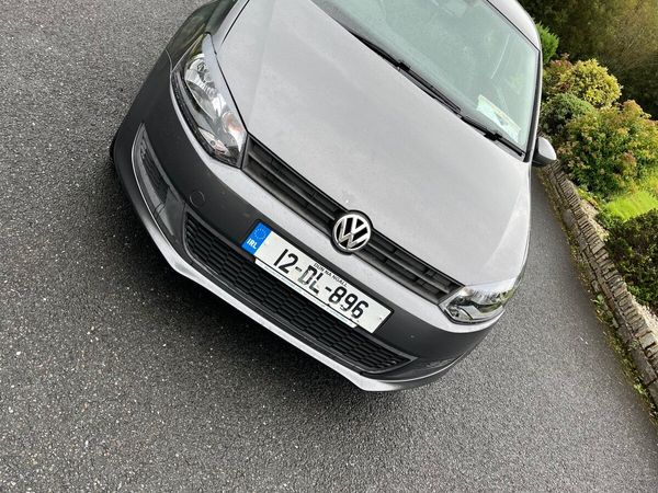Volkswagen Polo Hatchback, Petrol, 2012, Grey