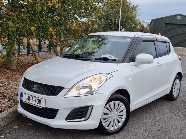 Suzuki Swift Hatchback, Petrol, 2014, White