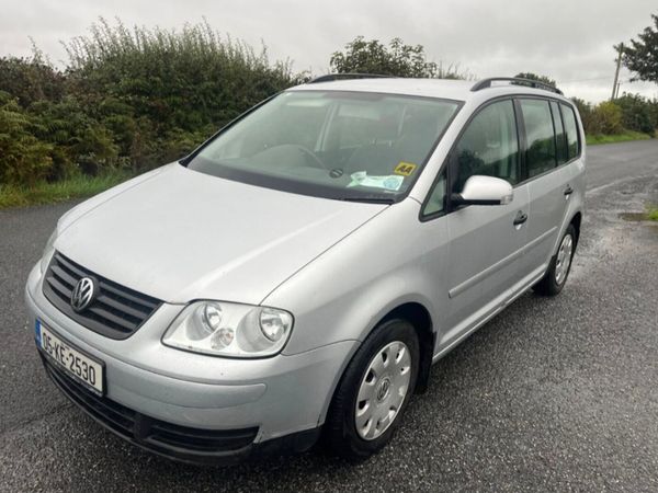 Volkswagen Touran MPV, Petrol, 2005, Silver