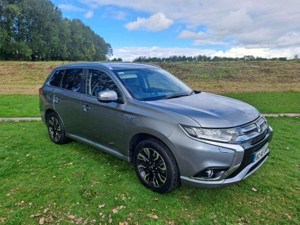 Mitsubishi Outlander SUV, Petrol Plug-in Hybrid, 2016, Grey