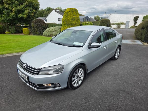 Volkswagen Passat Saloon, Diesel, 2012, Silver