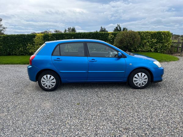 Toyota Corolla Hatchback, Petrol, 2006, Blue