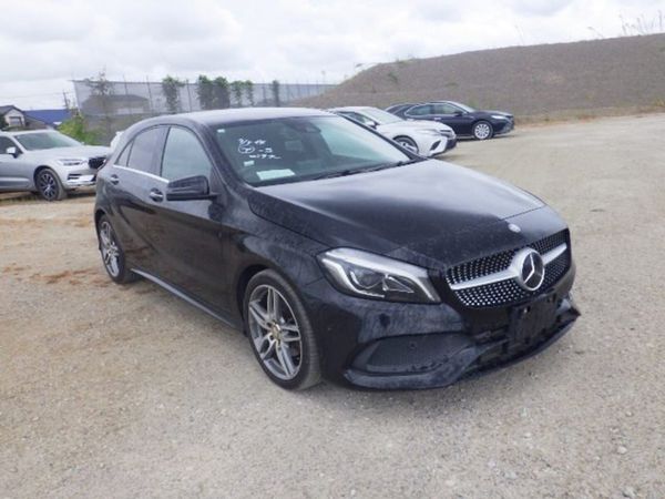 Mercedes-Benz Other Hatchback, Petrol, 2016, Black
