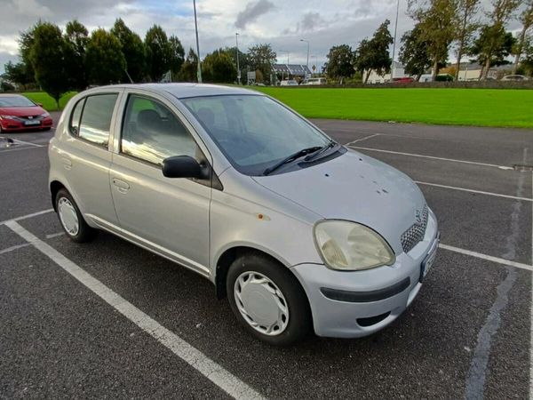 Toyota Yaris Hatchback, Petrol, 2005, Silver
