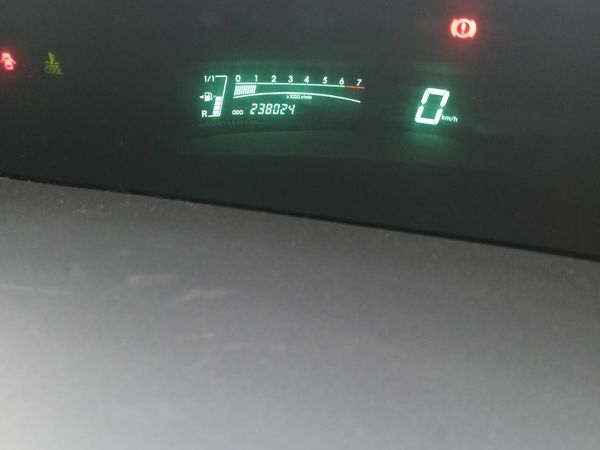 Toyota Yaris Hatchback, Petrol, 2007, Silver