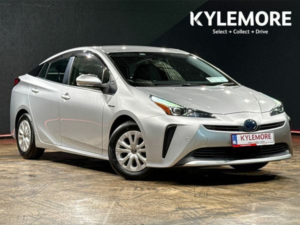 Toyota Prius Hatchback, Petrol Hybrid, 2020, Silver