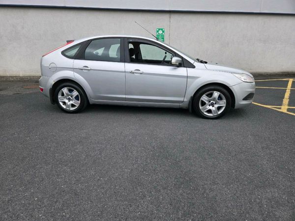 Ford Focus Hatchback, Diesel, 2010, Silver