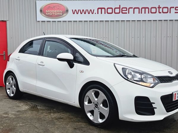 Kia Rio Hatchback, Petrol, 2016, White