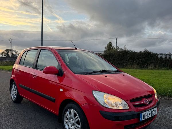 Hyundai Getz Hatchback, Petrol, 2008, Red