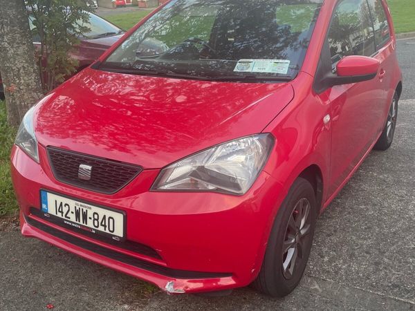 SEAT Mii Hatchback, Petrol, 2014, Red