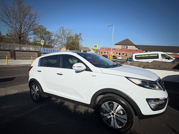 Kia Sportage SUV, Diesel, 2013, White