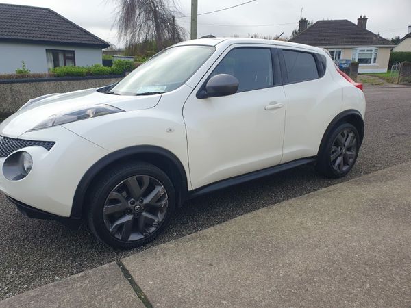 Nissan Juke SUV, Diesel, 2014, White