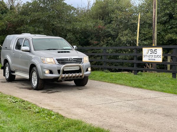 Toyota Hilux Pick Up, Diesel, 2015, Silver