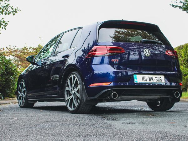 Volkswagen Golf Hatchback, Petrol, 2018, Blue