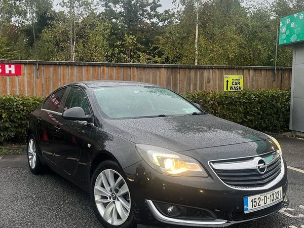 Opel Insignia Hatchback, Diesel, 2015, Black