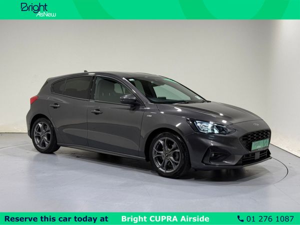Ford Focus Hatchback, Petrol Hybrid, 2022, Grey