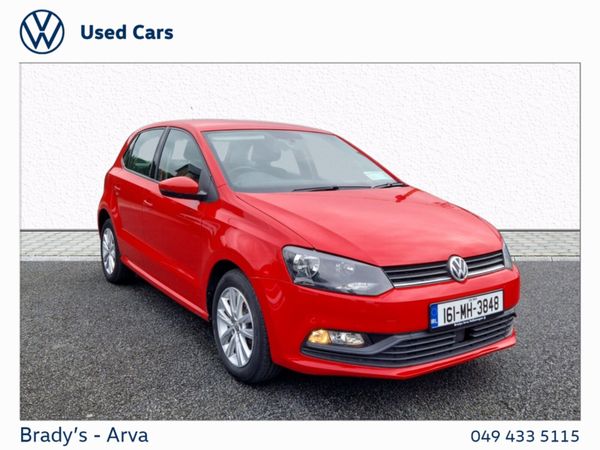 Volkswagen Polo Hatchback, Petrol, 2016, Red