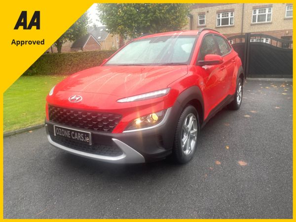 Hyundai KONA Hatchback, Petrol Hybrid, 2022, Red