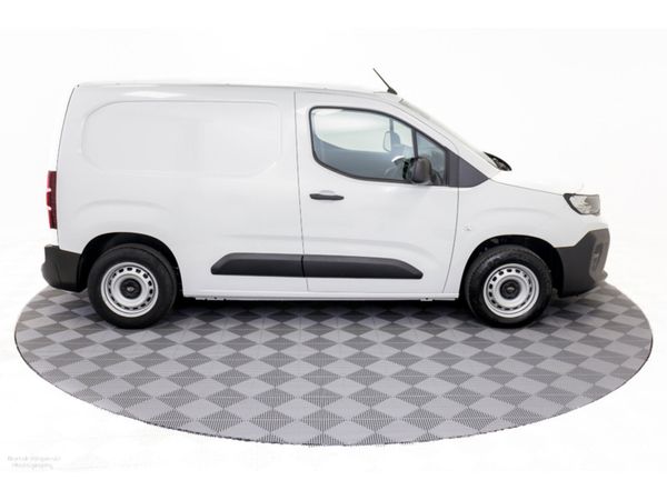 Peugeot Partner Van, Diesel, 2025, White